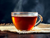 Aşırı sıcak çay içmek kanser riskini artırabilir
