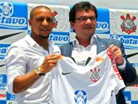 Carlos resmen Corinthians'ta