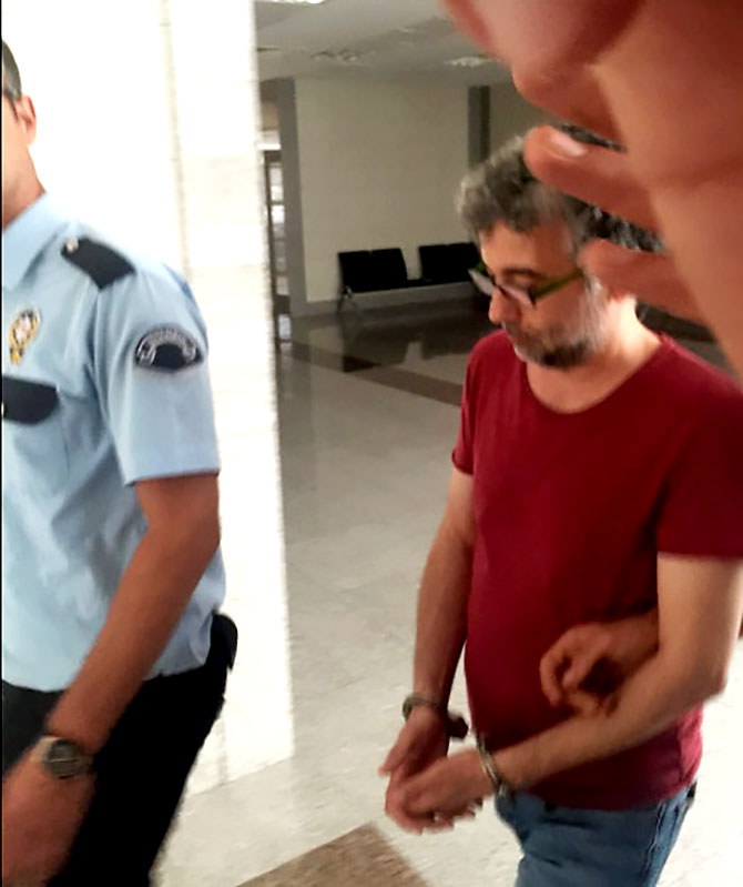 2016-06-20_184934-001.jpg 2016-06-20_184934-001.jpg