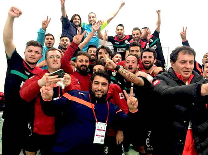 665-057.jpg 665-057.jpg