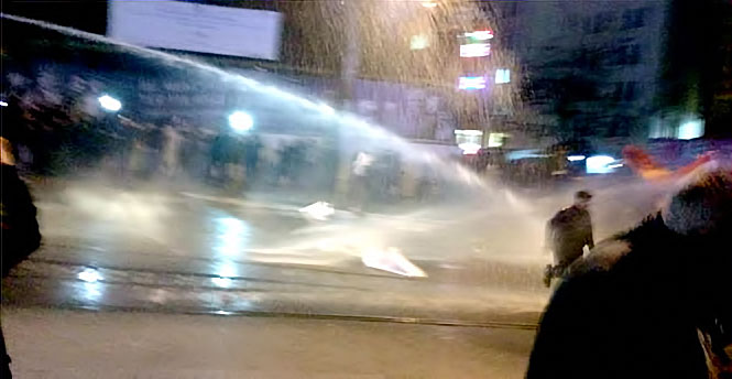 6652-015.jpg 6652-015.jpg