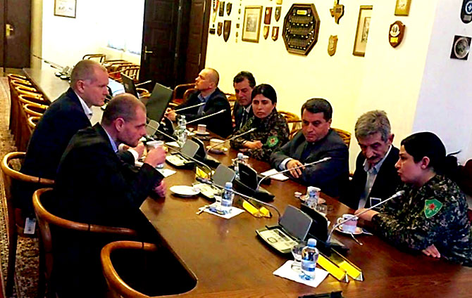 670-037.jpg 670-037.jpg