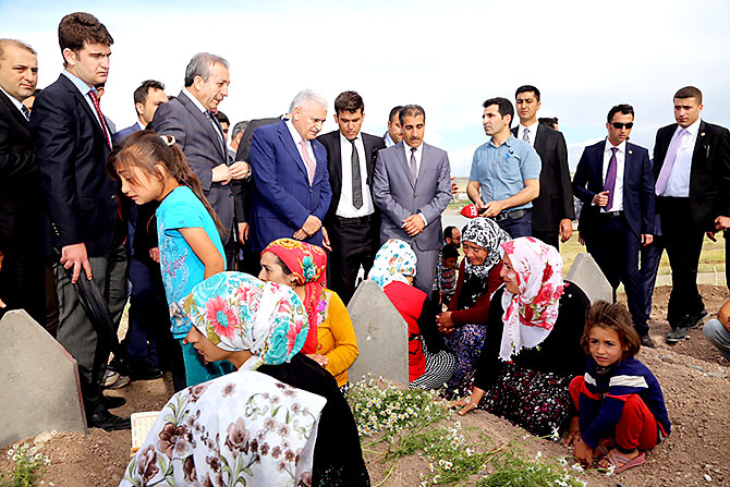 670-051.jpg 670-051.jpg