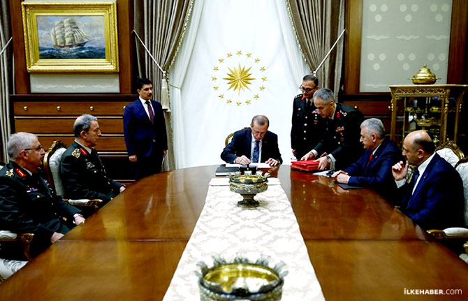 670-082.jpg 670-082.jpg