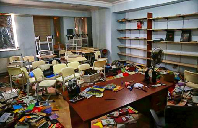 6701-057.jpg 6701-057.jpg