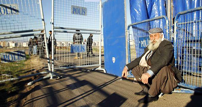 6702-012.jpg 6702-012.jpg