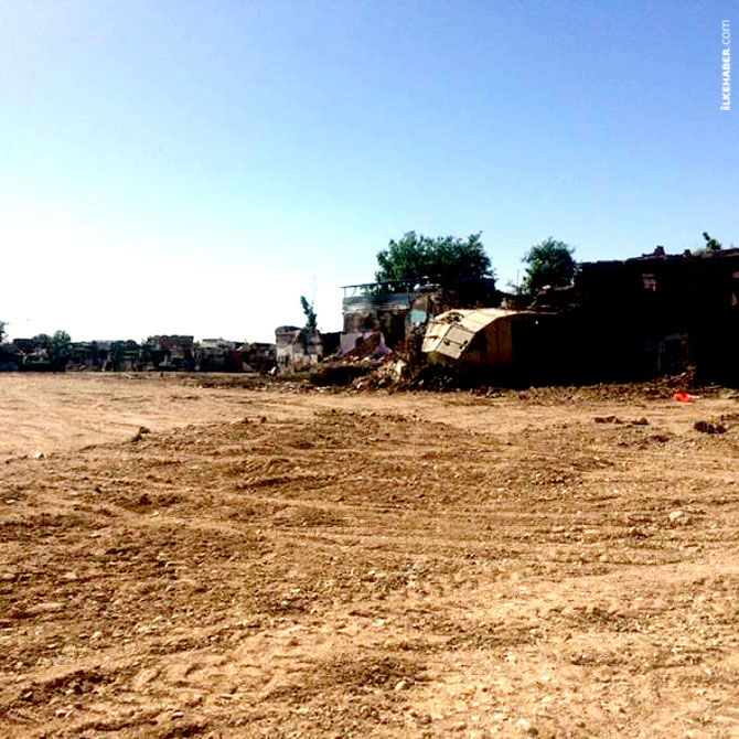 6702-054.jpg 6702-054.jpg