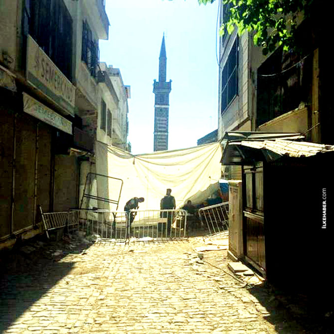 6703-008.jpg 6703-008.jpg