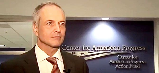 ‘YPG ABD’nin Müttefiki Türkiye Buna Alışmalı’